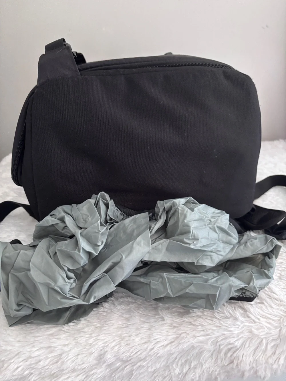 Lowepro DSLR Video Fastpack Camera Bag with Rain Cover Black